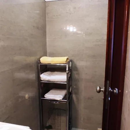 Na Marina Com Vista 180º Junto A Apartman