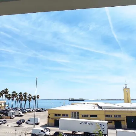 Na Marina Com Vista 180º Junto A Apartman *